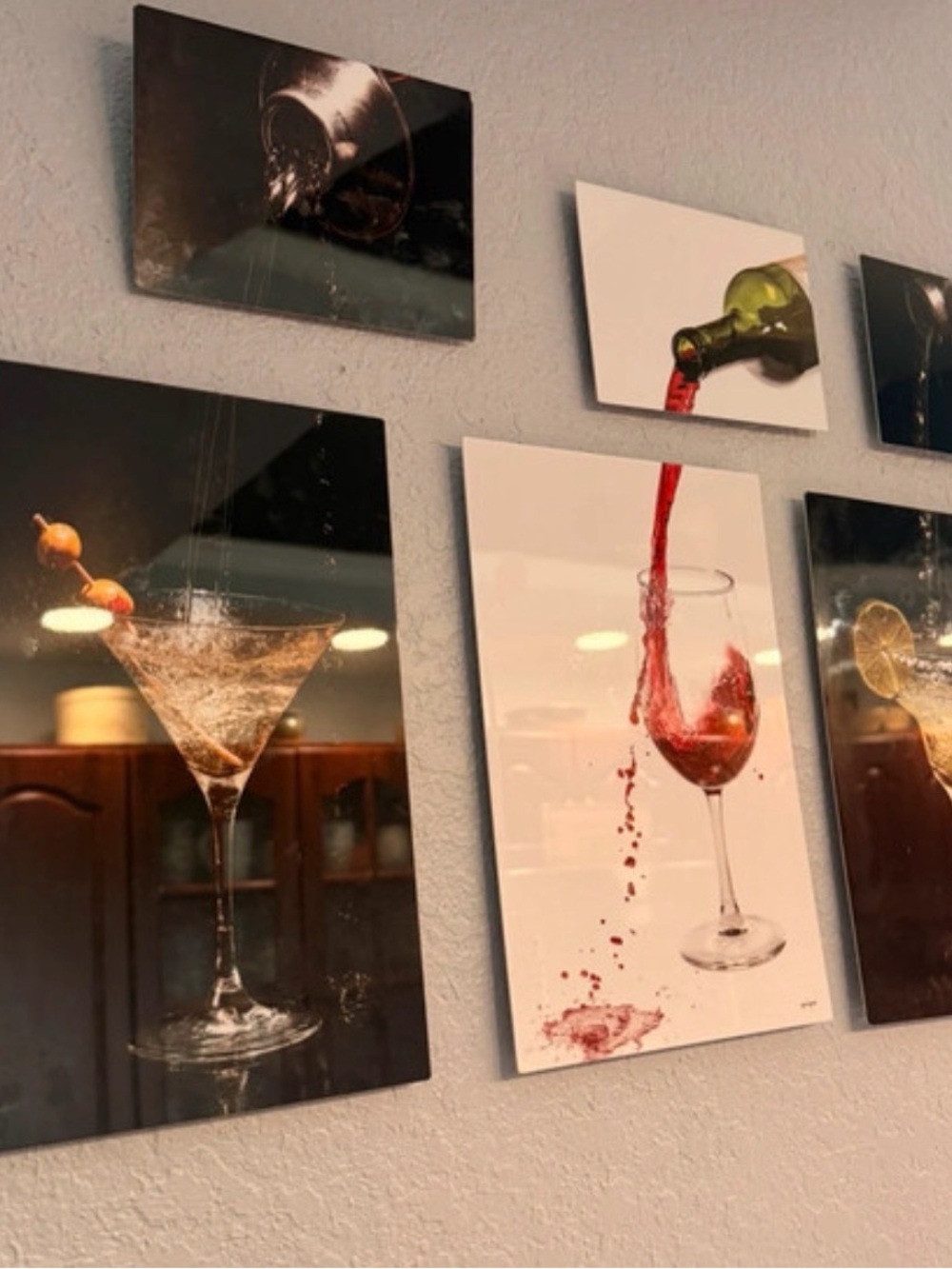 Wine Splash Wall Art Picture Frame - White & Red